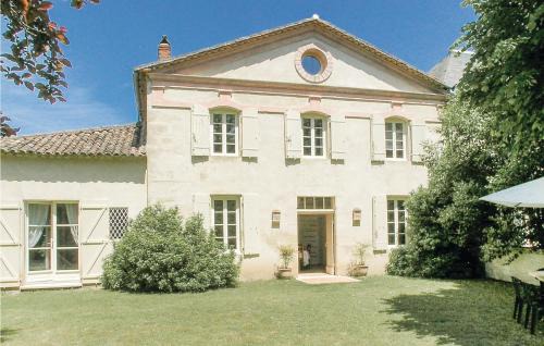 Saint-Antoine-de-Breuilh Casa | Stunning Home In St Antoine De Breuilh