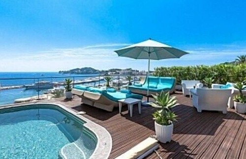 Saint-Jean-Cap-Ferrat Villa | Impresionante villa con vistas al mar en el corazón de St Jean Cap Ferrat