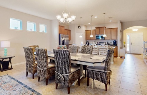 Trafalgar Village Casa | Stunning getaway with games & clubhouse amenities - near parks