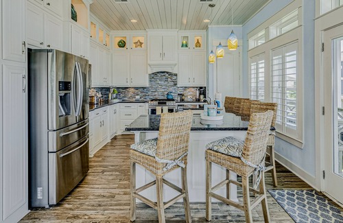 Port Bolivar Casa | Stunning | Gulf Views | Hot Tub | Group Ready