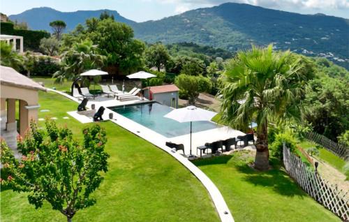 Les Adrets-de-l'Esterel Casa | Stunning Home In L Adrets De L'esterel