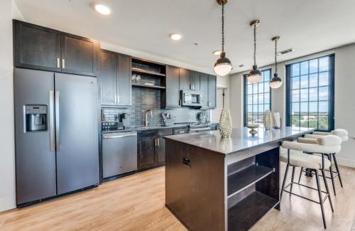Deep Ellum Apartamento | Stunning highrise downtwn Dallas