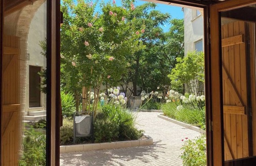 Vic-la-Gardiole Casa | Stunning historic house