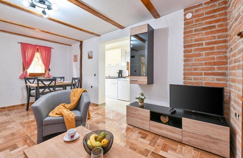 Ludbreg Casa | Impresionante casa en Vinogradi.