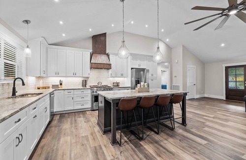 North Raleigh Casa | Stunning Home, conveniently located in Raleigh