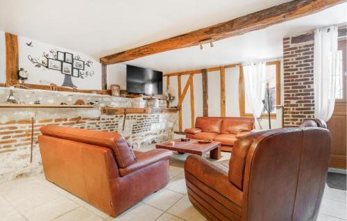 Montigny-les-Monts Casa | Stunning Home In Montigny-Les-Monts