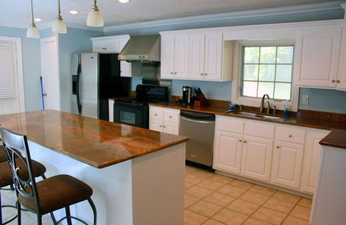 Tougaloo Casa | Stunning Home In A Leafy And Quiet Neighborhood