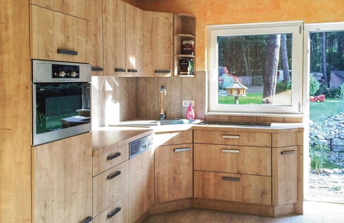 Mueggelheim Casa | Stunning Home in Berlin With 4 Bedrooms, Sauna and Wifi