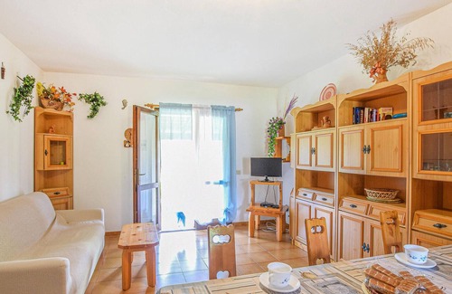 Cannigione Casa | Stunning Home in Cannigione With 2 Bedrooms