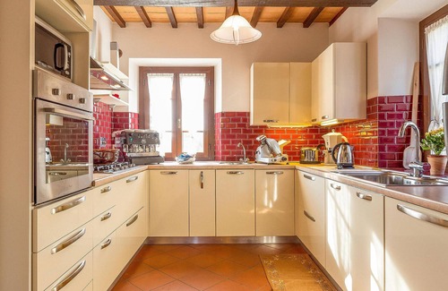Chiusi Casa | Impresionante casa en Chiusi