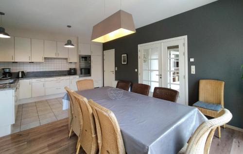 Barvaux Casa | Stunning Home In Durbuy With Sauna