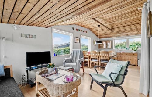 Sjaelborg Casa | Stunning Home In Esbjerg V With Wifi