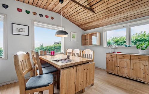 Sjaelborg Casa | Stunning Home In Esbjerg V With Wifi