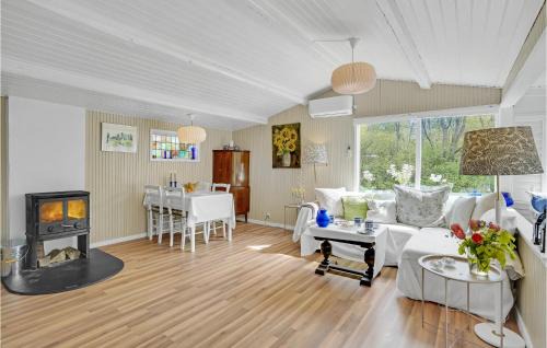 Kaldred Casa | Stunning Home In Eskebjerg With Kitchen
