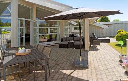 Flovt Strand Casa | Stunning Home In Haderslev With Sauna