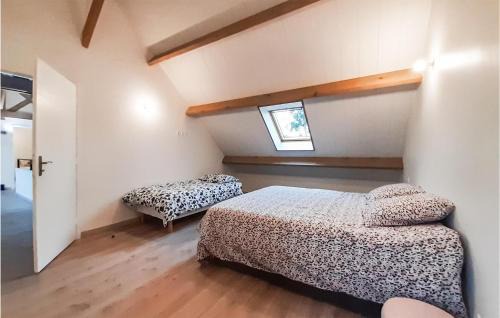 Haut Pays du Montreuillois Casa | Stunning Home In Herly