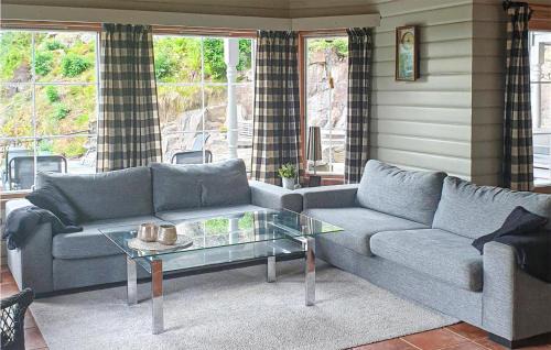 Lindesnes Casa | Stunning Home In Lindesnes With Sauna