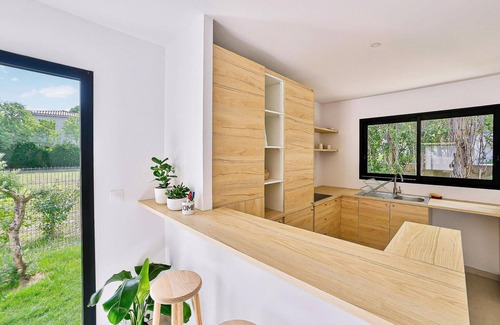 Monteux Casa | Impresionante casa en Monteux con WiFi