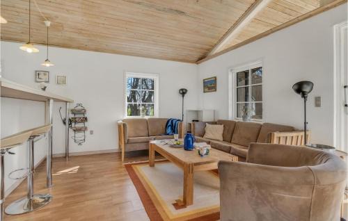 Nibe Casa | Stunning Home In Nibe With Kitchen
