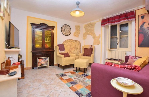 Parodi Ligure Casa | Stunning home in Parodi Ligure AL with 3 Bedrooms and WiFi