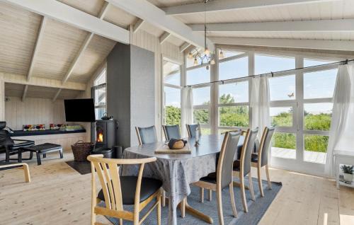 Klegod Strand Casa | Stunning Home In Ringkøbing With Sauna