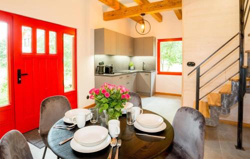 Debina Casa | Stunning Home In Rowy With Wifi