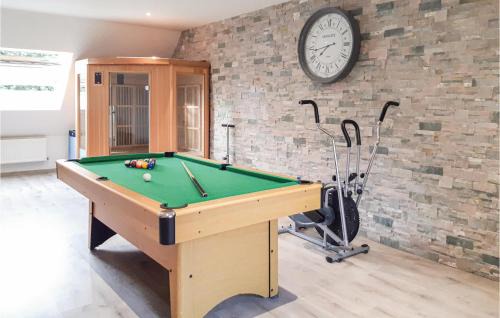 Saint-Denoeux Casa | Stunning Home In Saint-Denoeux