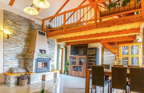 Ormoz Casa | Impresionante casa en Velika Nedelja