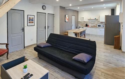 Thenay Casa | Stunning Home In Thenay With Wifi