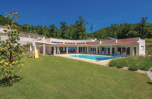 Veprinac Casa | Impresionante casa en Veprinac con.