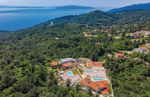 Veprinac Casa | Impresionante casa en Veprinac con.