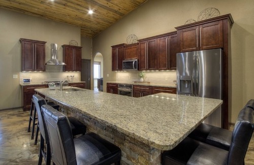 Hermosa Casa | Stunning home on 7 acres with 5400sf of indoor/outdoor living space