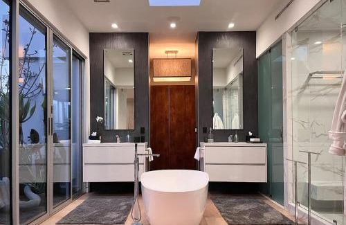Melrose Casa | Stunning Home - Pool & Hot Tub - Fire Pit