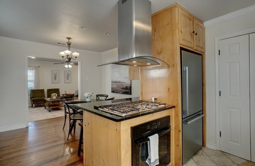Fort Worth Casa | Stunning Home Steps to TCU - Close to Everything!