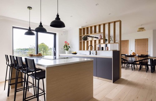 Bath Casa | Stunning Home With Garden Panoramic Views