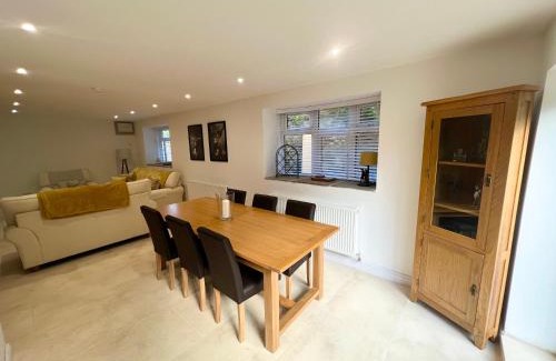 Hexham Casa | Stunning Home with STARGAZING ROOM Near Kielder Water