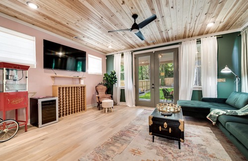 Woodbine Casa | STUNNING House in Nashville