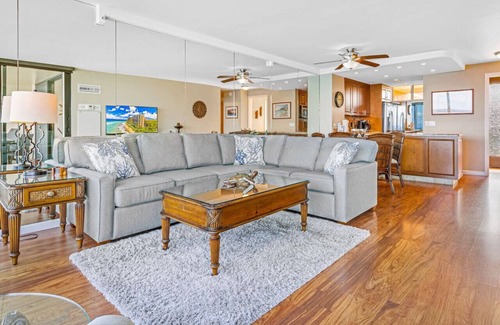 Lahaina Apartamento | Stunning Kaanapali Oceanfront! Mahana 1107!