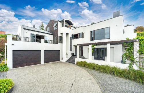 Acacia Bay Casa | Stunning Lake Views