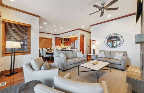 Sierra Shores Condominio | Stunning Lakefront Views, Hot Tub, A/C, Sierra Shores #1