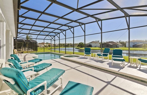 Crescent Lakes Villa | Piscina y spa con orientación sur - Impresionante Lakeview Villa Ejecutivo