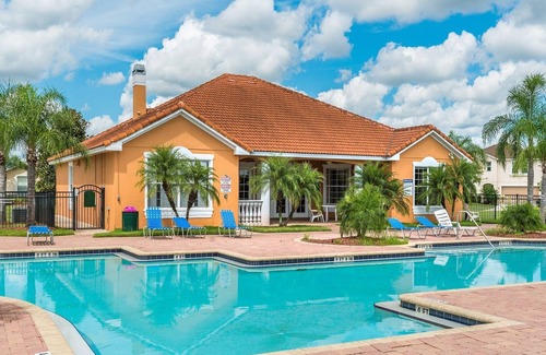 Crystal Cove Villa | Stunning Lakeview Private Pool Villa at Crystal Cove