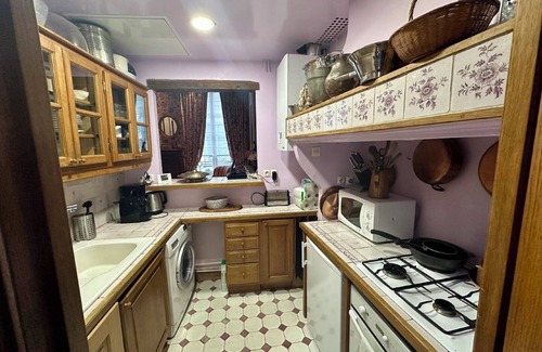 Quartier de la Monnaie Apartamento | STUNNING LOCATION STYLISH SPACIOUS APART STEPS TO PONT NEUF & SEINE RIVER