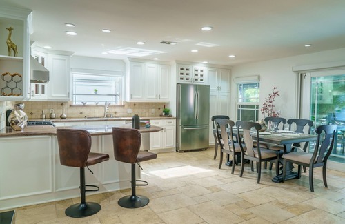 West Hills Casa | Stunning Luxury Home /w Private Pool & Spa
