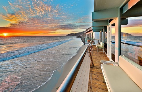 Malibu Casa | Stunning Luxury Oceanfront Beach Home w/ Large Deck + Endless Ocean Views