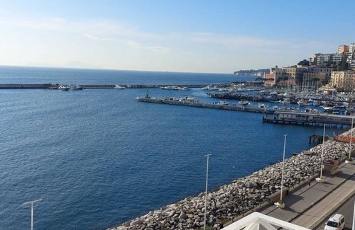 Chiaia Casa | Stunning luxury vacation home on the Naples waterfront with sea and Vesuvius views
