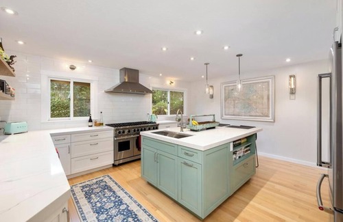 San Anselmo Casa | Stunning Marin County home with pool