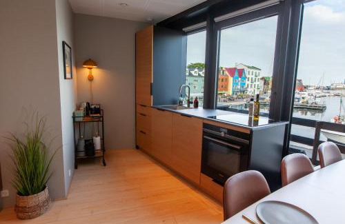 Torshavn Apartamento | Stunning Marina View - Brand New - City Center