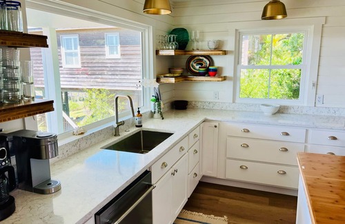 Folly Beach Casa | Stunning Marsh & Ocean Views... Freshly renovated in 2023!