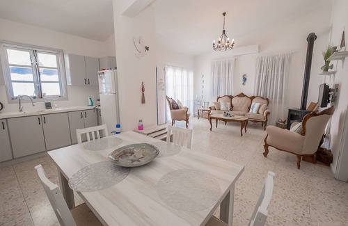 Yeni Erenkoy Casa | Stunning Mediterranean Sea View